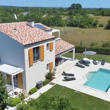 Sveti Kirin Villa Vodnjan